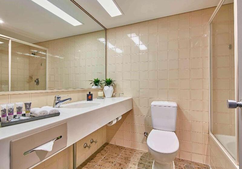 מיטת קינג בסוויטה, Comfort Suites