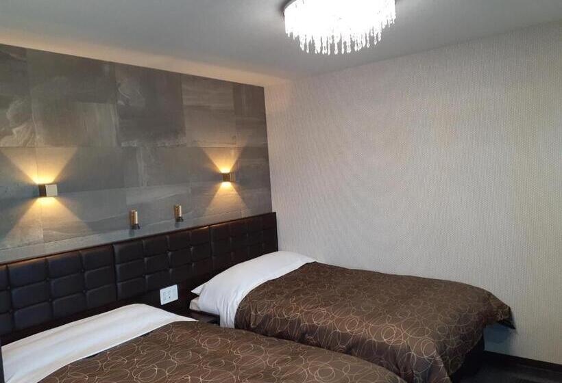 スタンダードルーム, Win