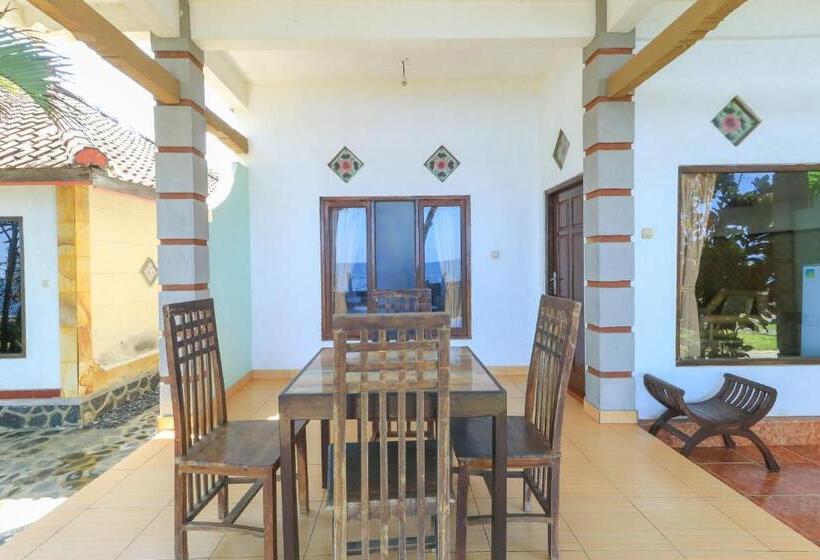 Family Suite, Tara Bar & Resto Air Sanih