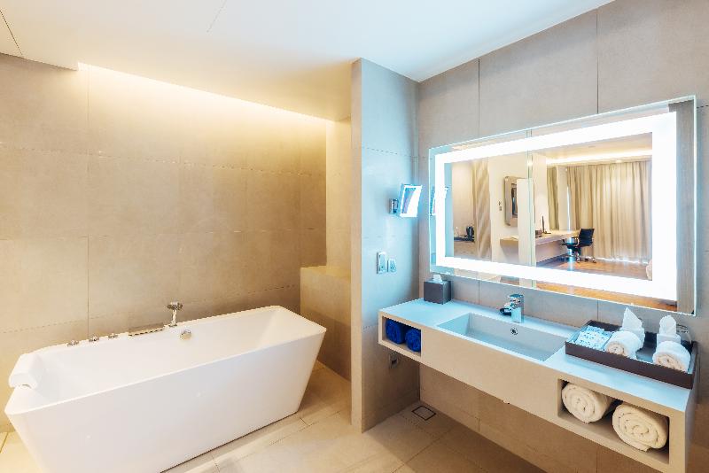 Habitación Estándar, Oceanfront Beach Resort   Sha Extra Plus