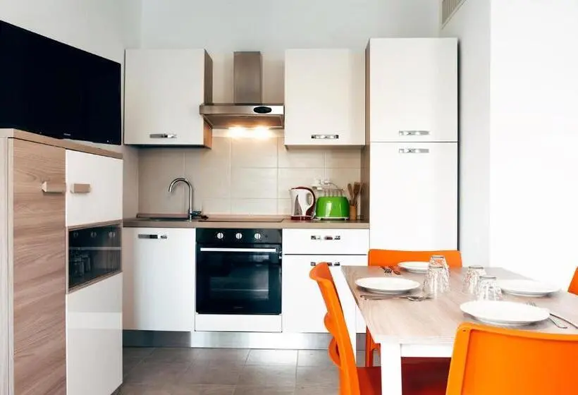 スタンダードスタジオ, Green Residence Olbia