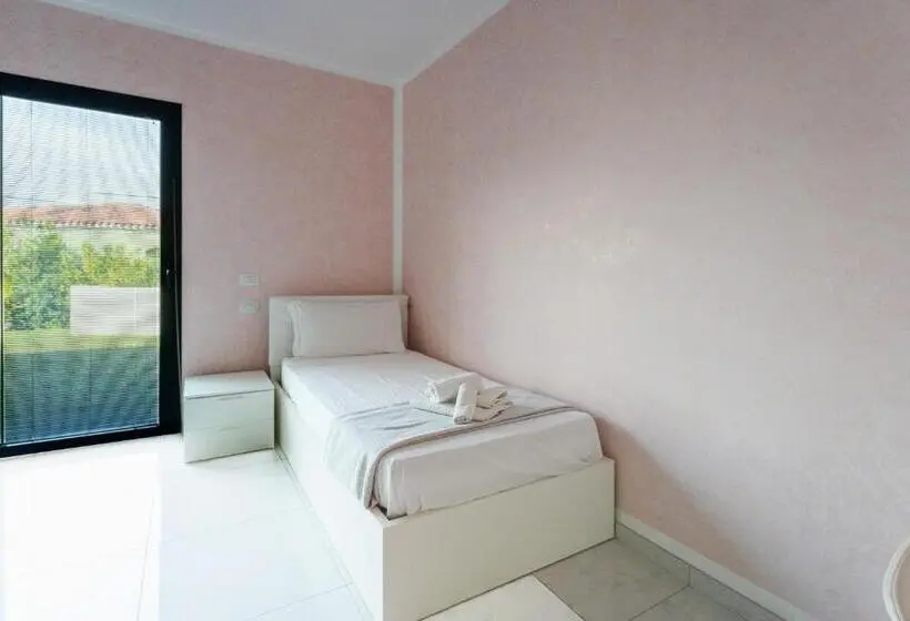 ３ベッドルームのデラックスビラ, Green Residence Olbia