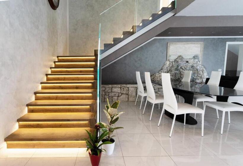 Вилла Deluxe 3 Спальни, Geovillage Green Residence