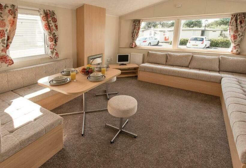 침실 2개 주택, Beacon Fell View