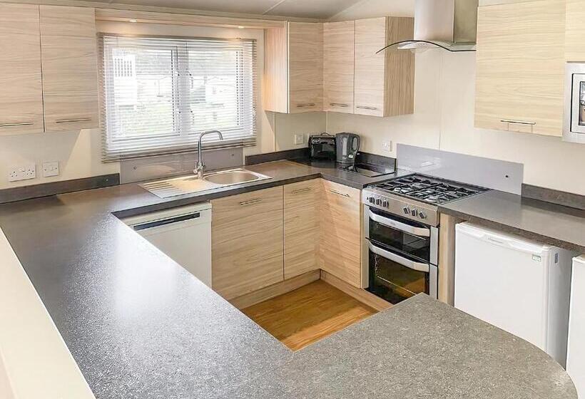 침실 2개 주택, Beacon Fell View