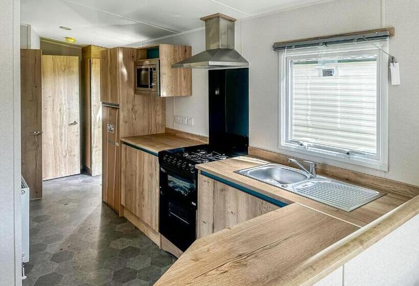 침실 1개 주택, Beacon Fell View