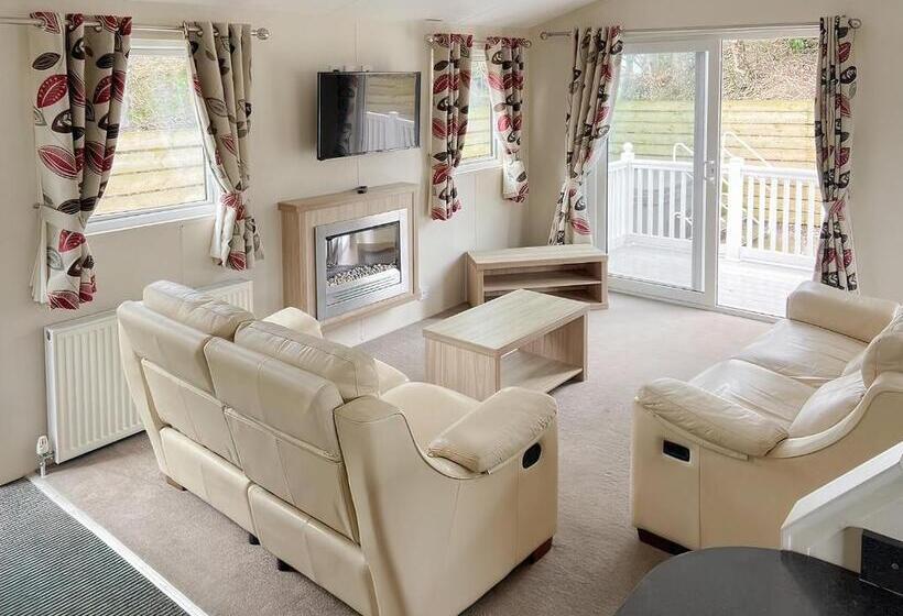 침실 1개 주택, Beacon Fell View