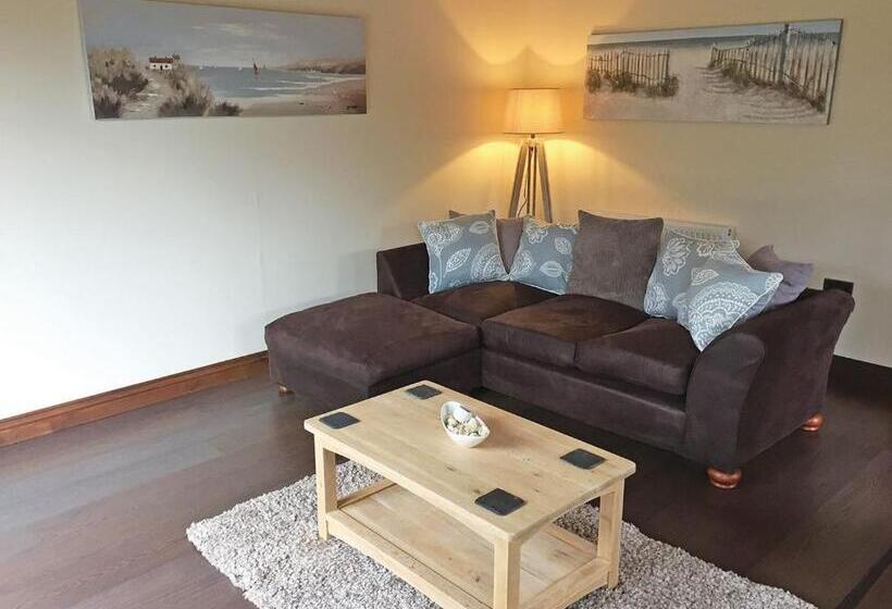 Дом 1 Спальня, Hollybrook Lodges