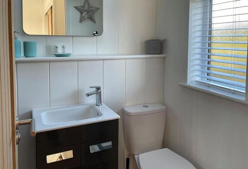 Дом 1 Спальня, Hollybrook Lodges