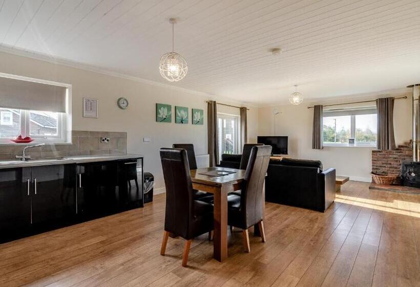 샬레, Hornsea Lakeside Lodges