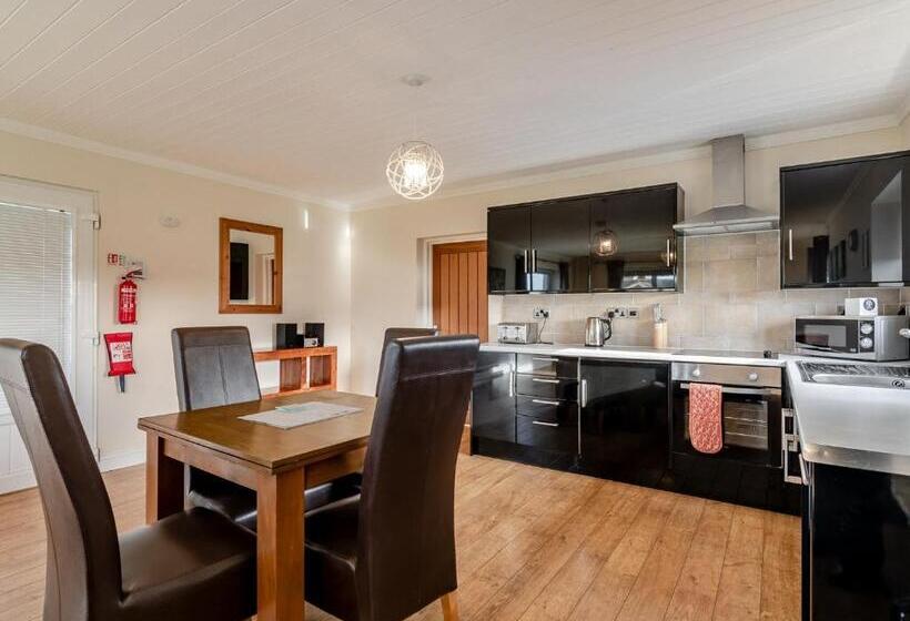 샬레, Hornsea Lakeside Lodges