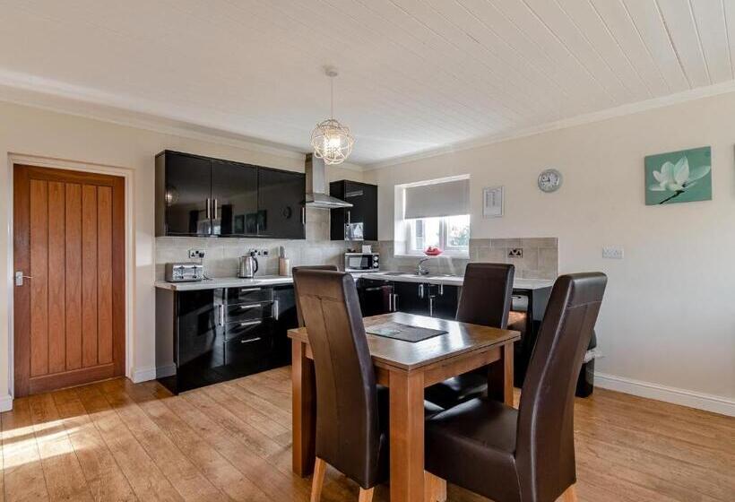 샬레, Hornsea Lakeside Lodges