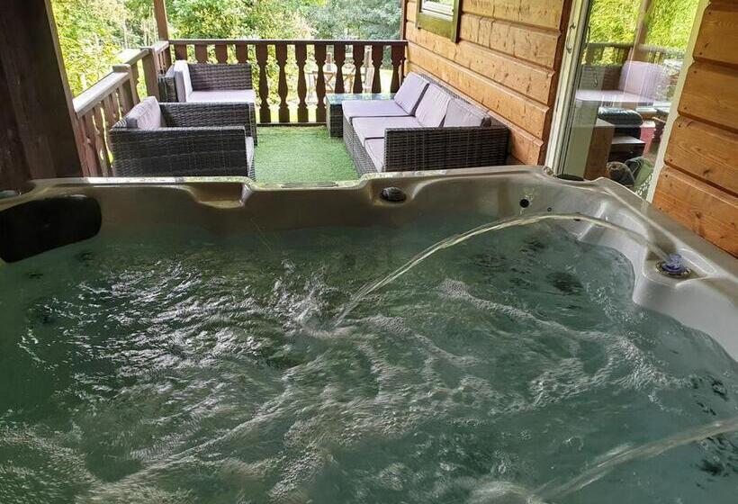 Дом 3 Спальни, Rudyard Lake Lodges