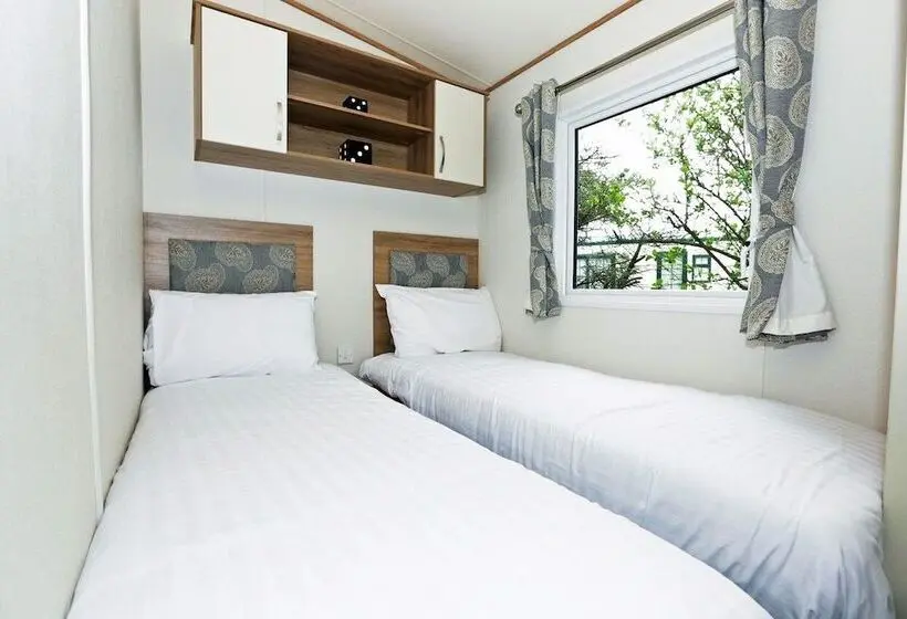 １ベッドルームハウス, Whitecliff Bay Holiday Park