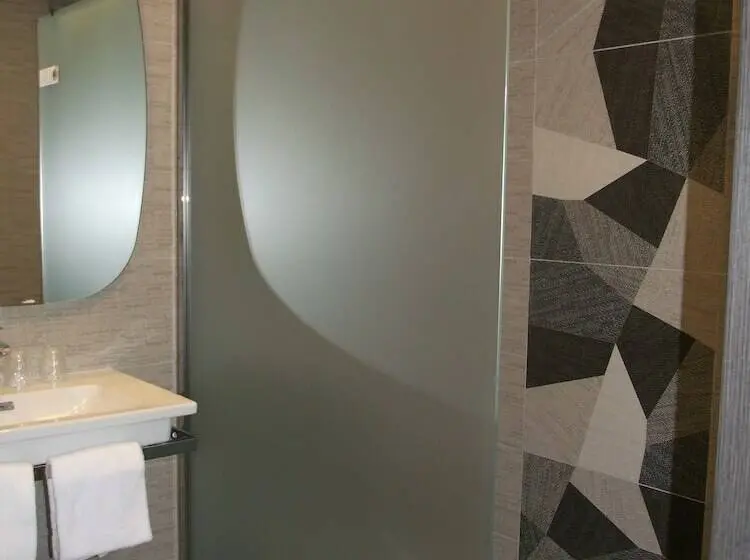 استودیوی استاندارد, Residence Lido Marana