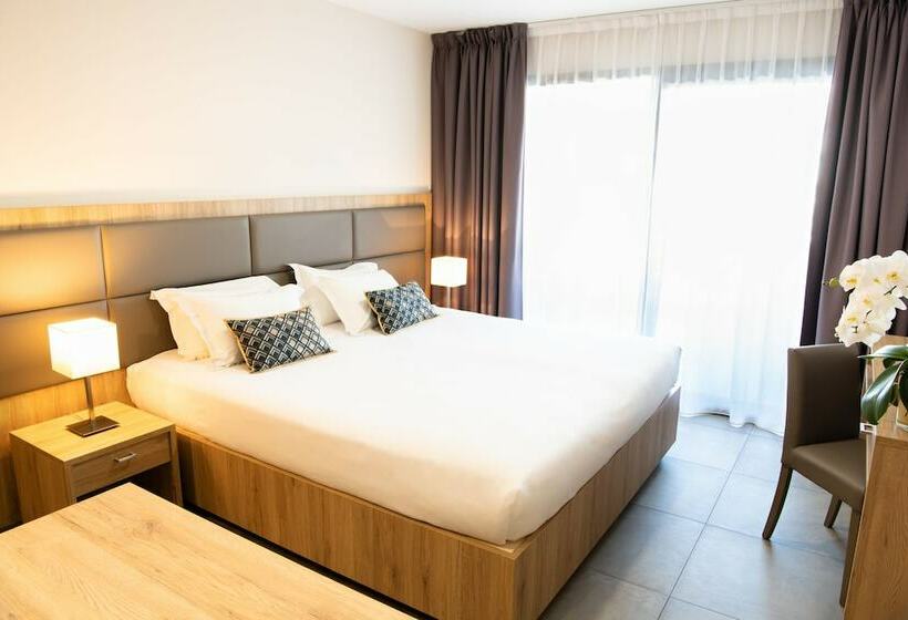 استودیوی استاندارد, Residence Lido Marana
