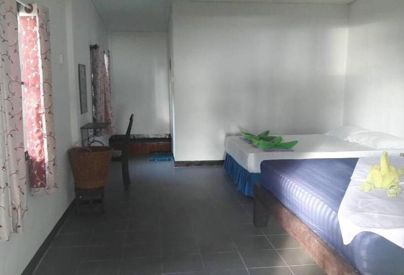 四人标准间, Koh Ngai Seafood