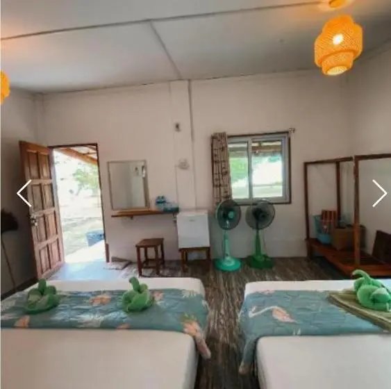 景色の見えるスタンダード4人部屋, Koh Ngai Seafood
