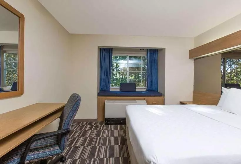 ジュニアスイート, Baymont Inn & Suites By Wyndham Anchorage Airport