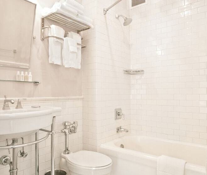 חדר דלוקס, Deluxe