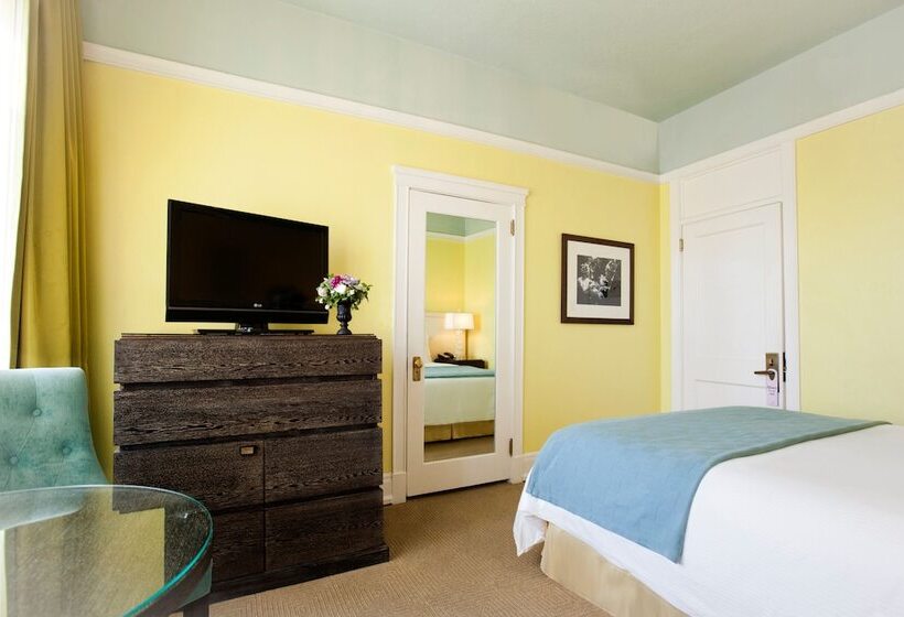 חדר פרמיום, Deluxe