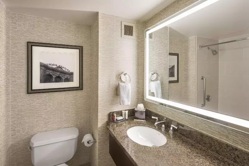キングサイズベッドのスタンダードルーム, Denver Airport Marriott At Gateway Park