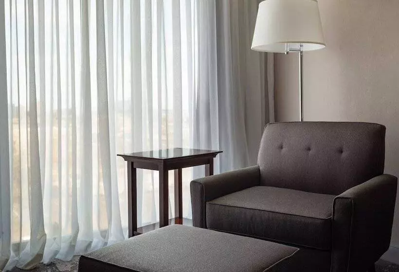 اتاق استاندارد با 2 تخت دوبل, Doubletree By Hilton Minneapolis Airport, Mn