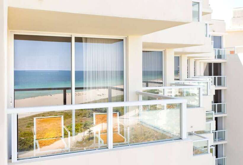 Номер Стандарт 2 Двуспальные Кровати, Marriott Stanton South Beach