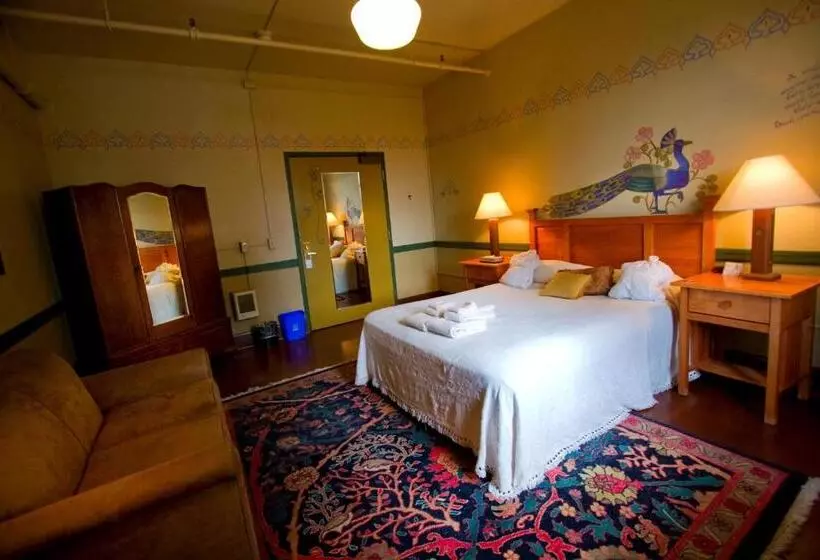 バス共有のスタンダードルーム, Mcmenamins Edgefield