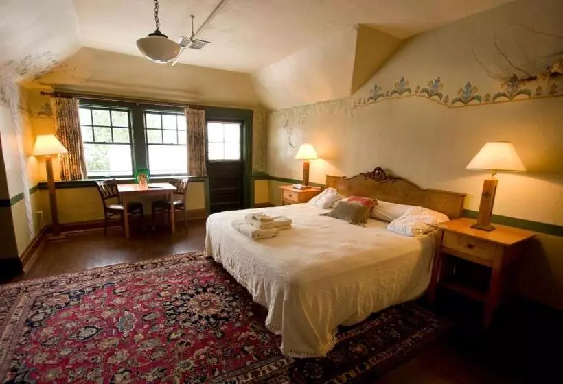 バス共有のスタンダードルーム, Mcmenamins Edgefield
