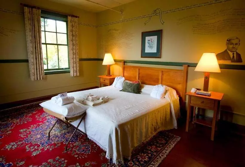 バス共有のスタンダードルーム, Mcmenamins Edgefield