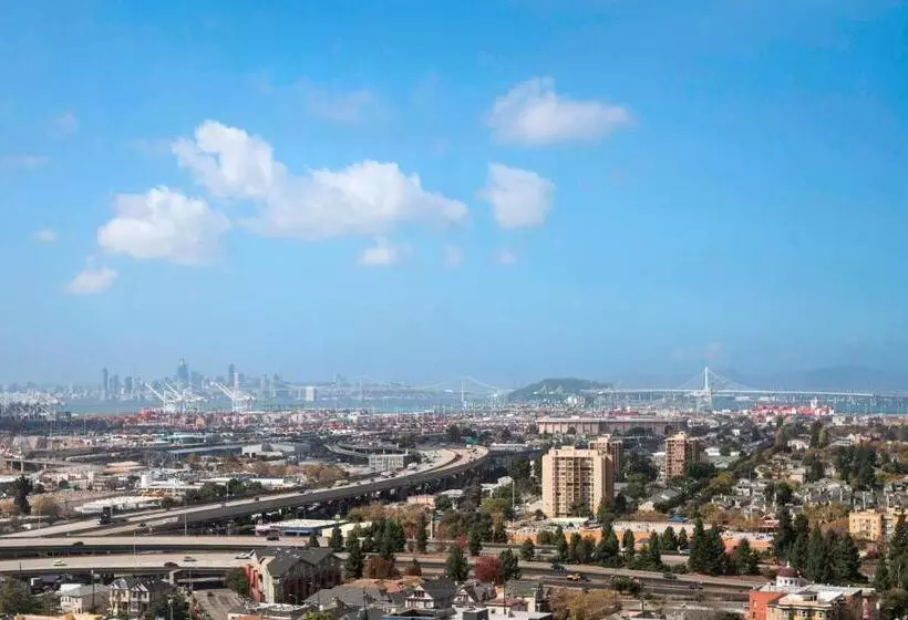 اتاق استاندارد با چشم‌انداز, Oakland Marriott City Center