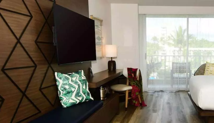 اتاق استاندارد در طبقه همکف, The Royal Sonesta Kaua I Resort Lihue