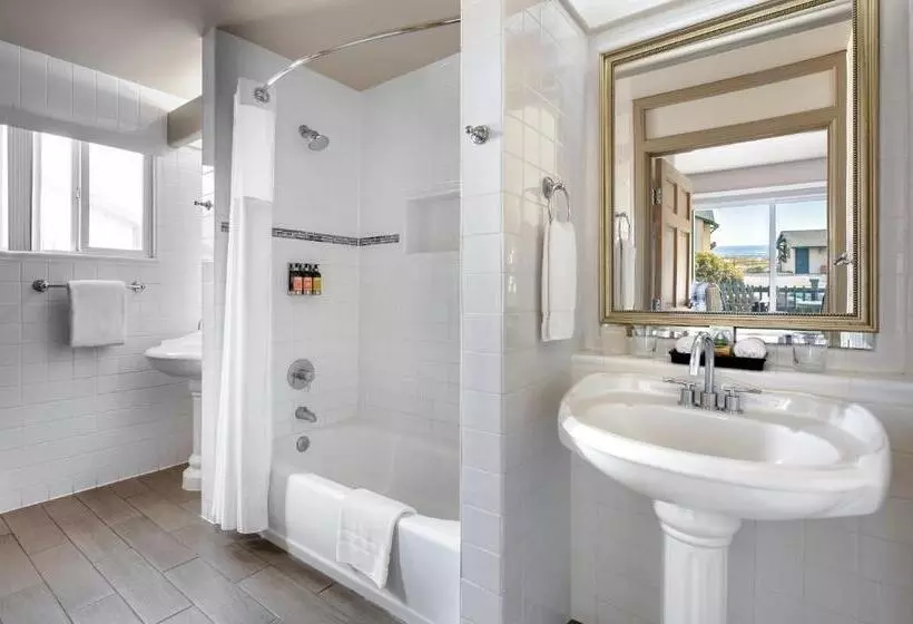 اتاق لوکس با چشم‌انداز, Sanctuary Beach Resort