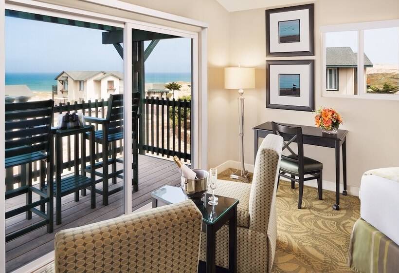 חדר דלוקס נוף לים, Sanctuary Beach Resort