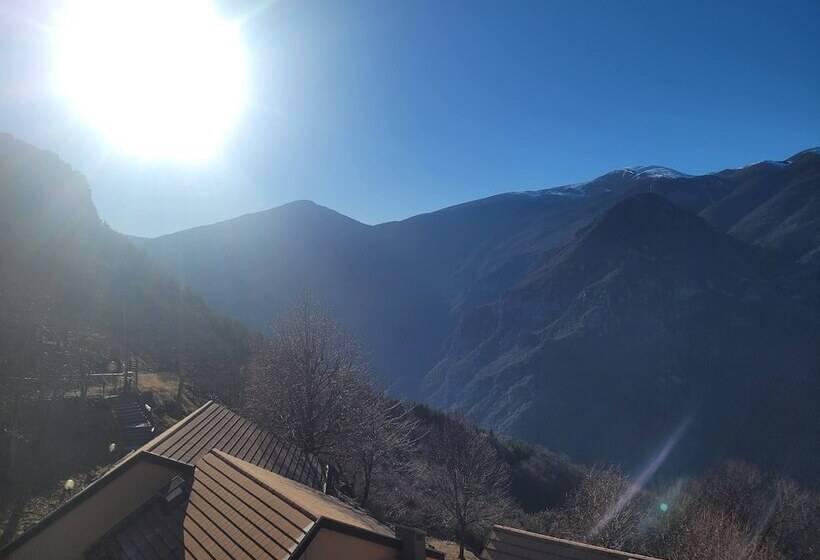 غرفة قياسية مطلة على الجبل, Hostellerie De Rimplas