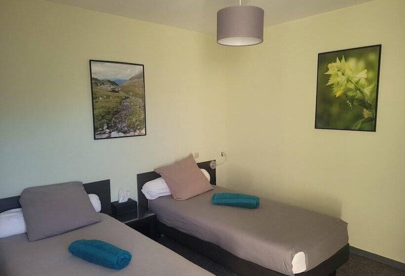 스탠다드 룸 산 전망, Hostellerie De Rimplas
