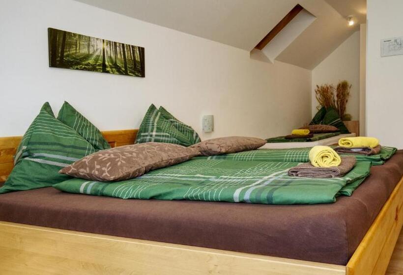 标准三人间, Gasthof Zum Postwirt