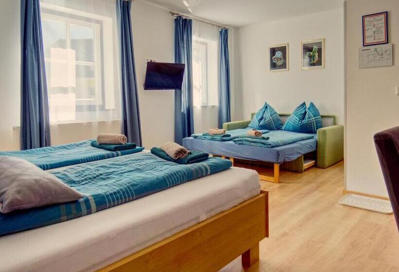 家庭间, Gasthof Zum Postwirt