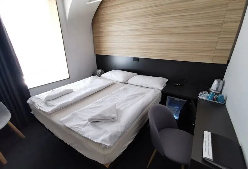 اتاق استاندارد, Cha Cha Rooms