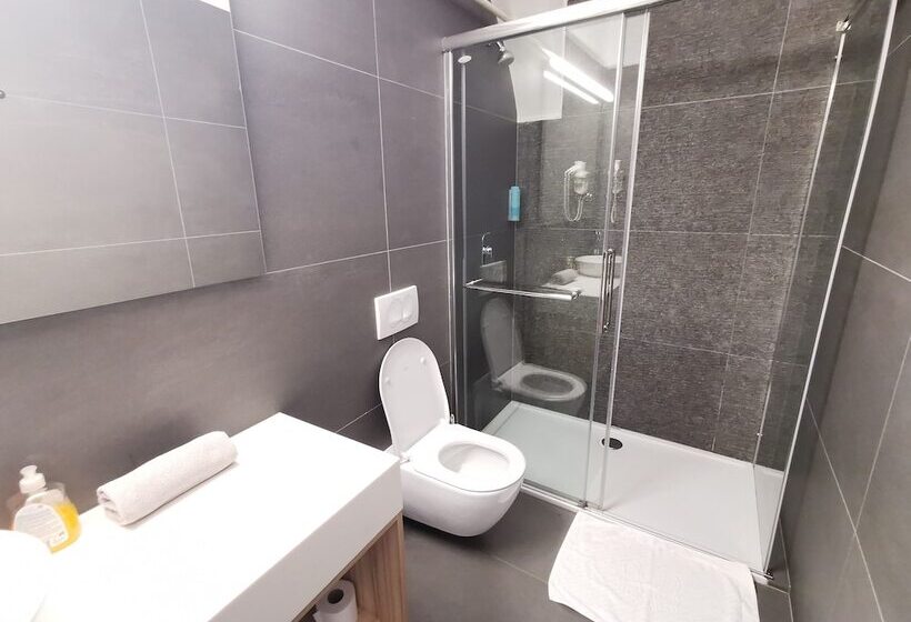اتاق استاندارد, Cha Cha Rooms