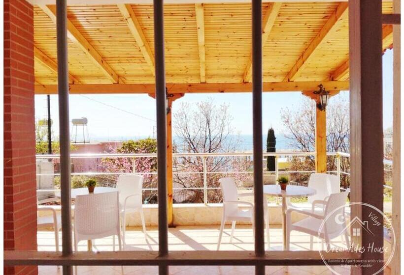 Studiou Familiar, Dreamades House