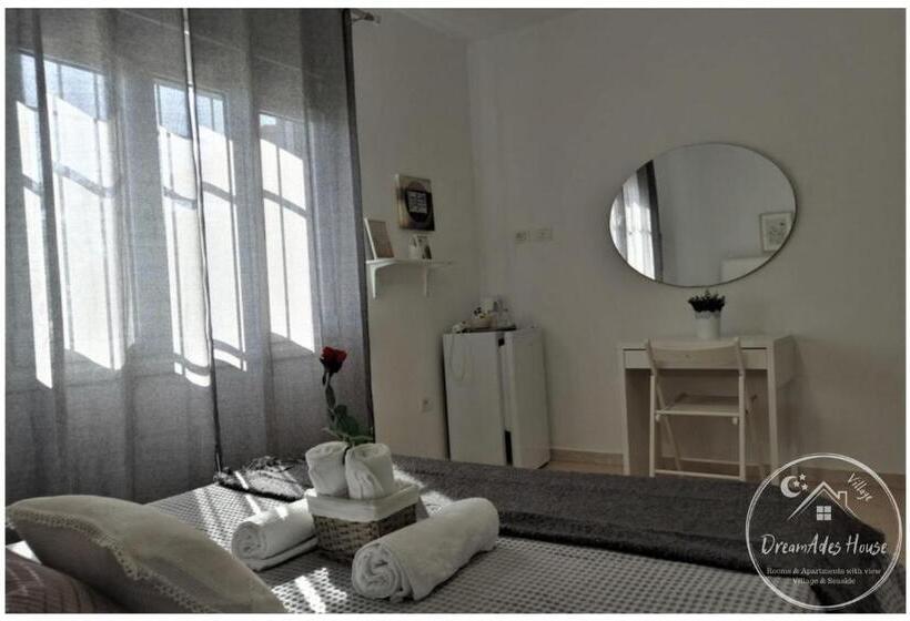 Casă 3 Dormitoare, Dreamades House