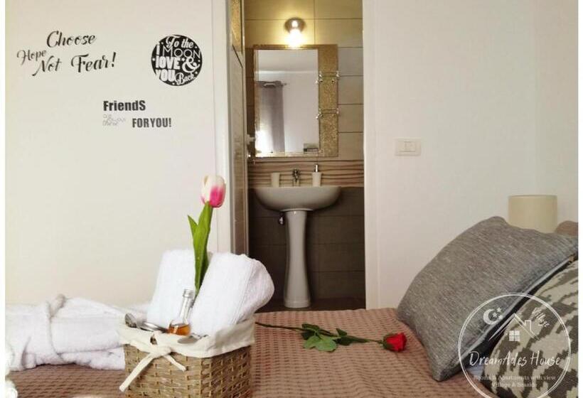 Cameră Standard, Dreamades House