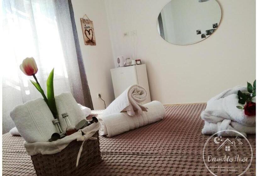 Cameră Standard, Dreamades House