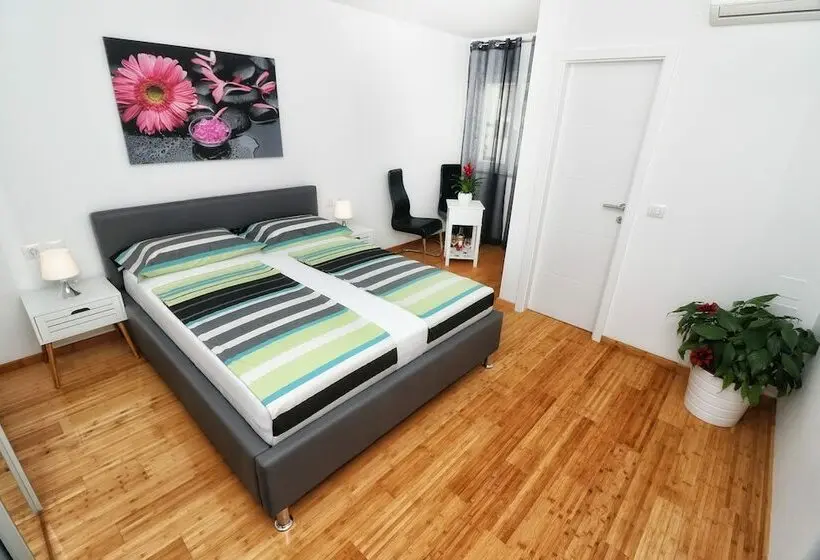デラックスルーム, Guesthouse Esma