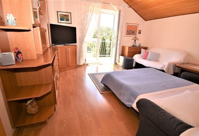 شقة غرفتين نوم مطلة على الحديقة, Guesthouse Kanjuo