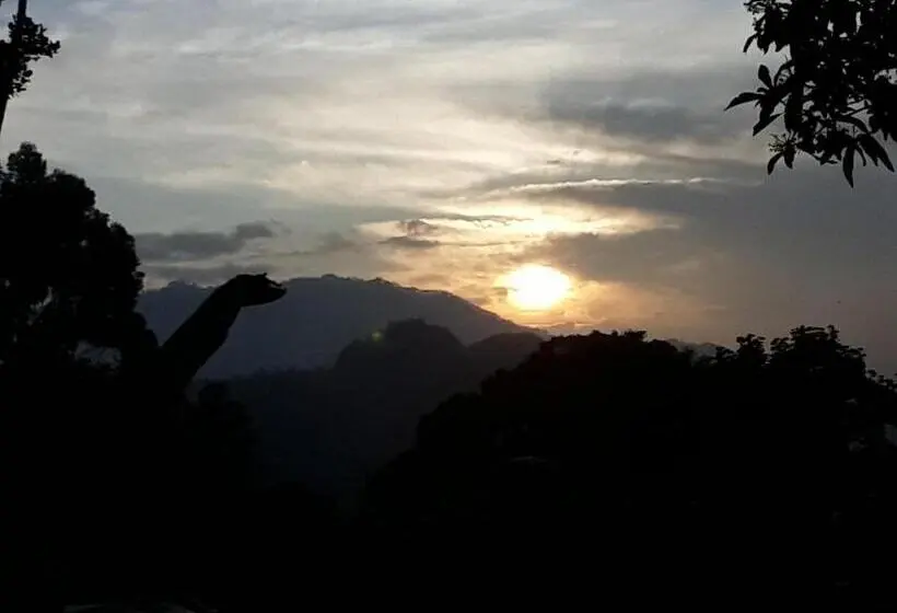 エコノミールーム, Dimuthu Home Stay