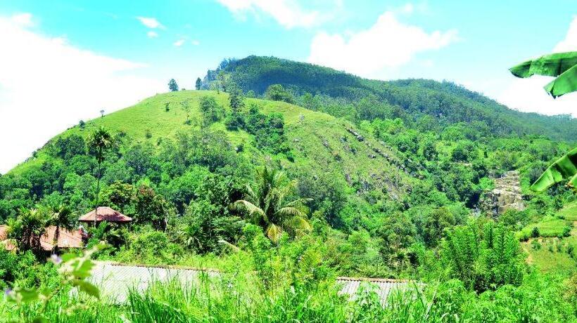 スタンダードトリプルルーム, Dimuthu Home Stay