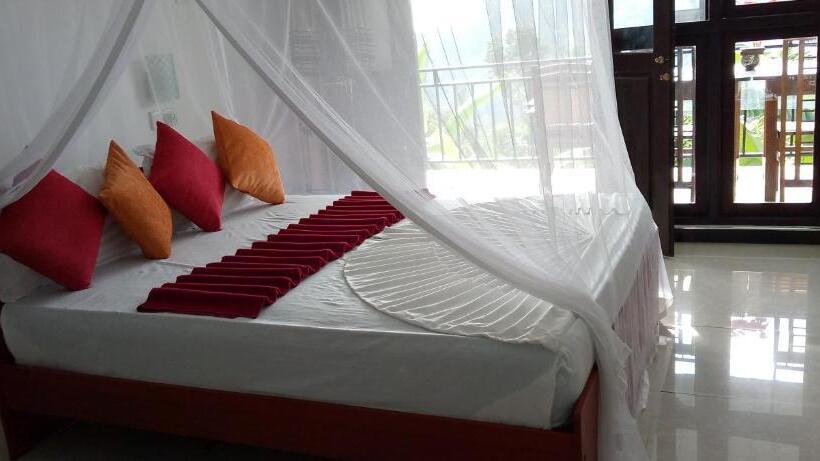 スタンダードトリプルルーム, Dimuthu Home Stay